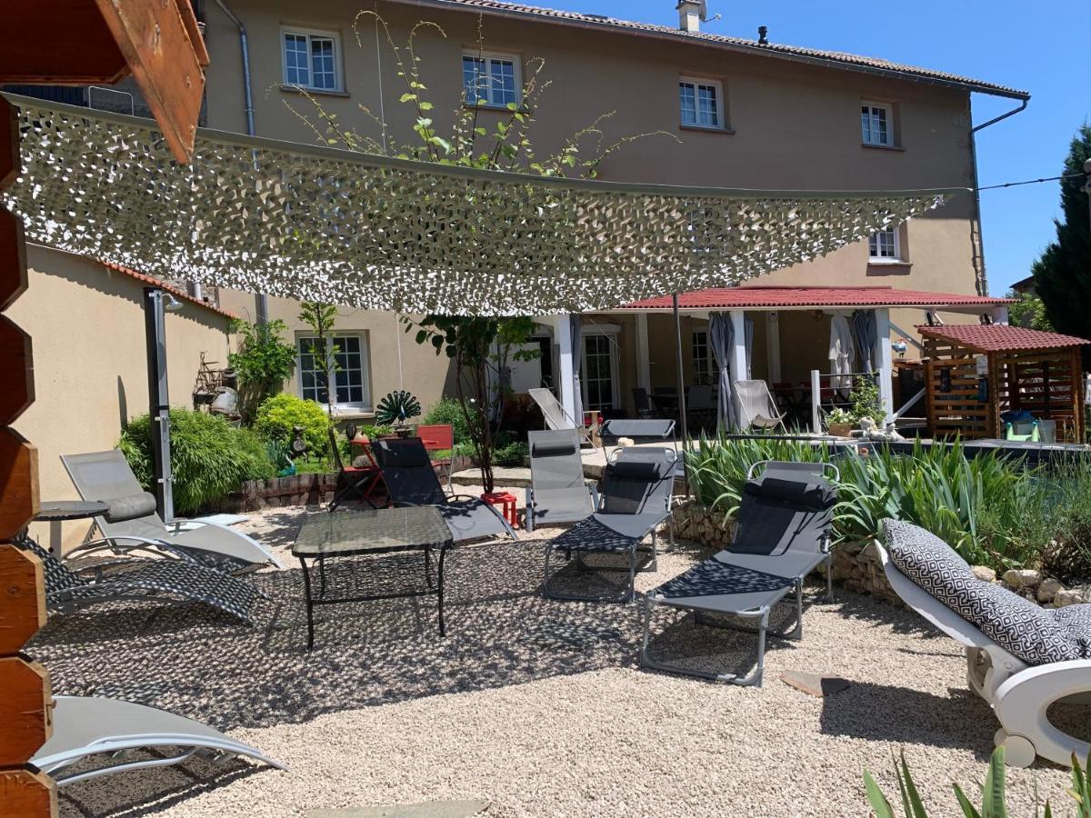Chambres D'Hotes Les Vergers De Louise Thiolieres Exterior foto